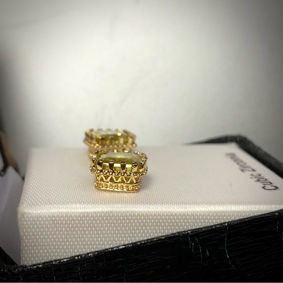🌞2/$30 Yellow Cubic Zirconium Earrings - Picture 3 of 7